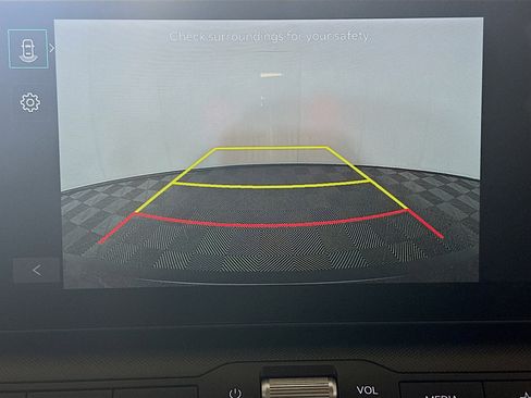 Used 2025 Kia K4 LXS image 23