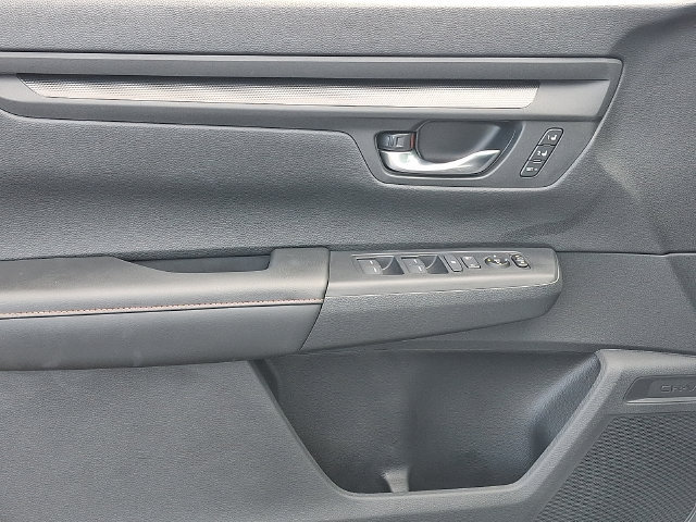 Used 2025 Honda CR-V Sport-L image 13
