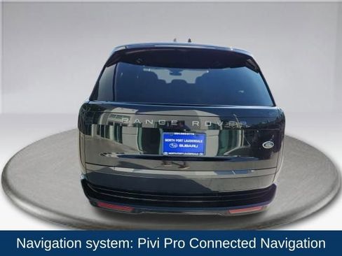 Used 2023 Land Rover Range Rover Long Wheelbase SE image 14