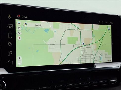 New 2025 GMC Sierra 2500 SLT w/ SLT Convenience Package image 6