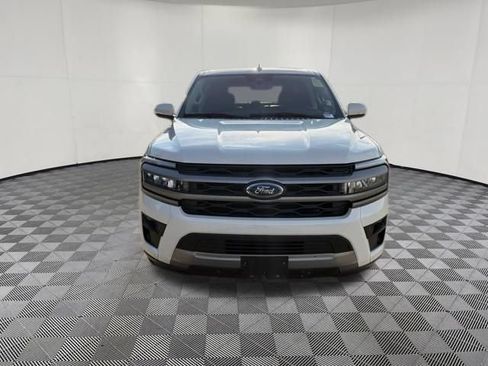 Used 2024 Ford Expedition XLT AWD/4WD image 14