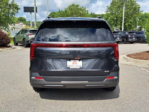New 2026 Kia Carnival SX Prestige image 5