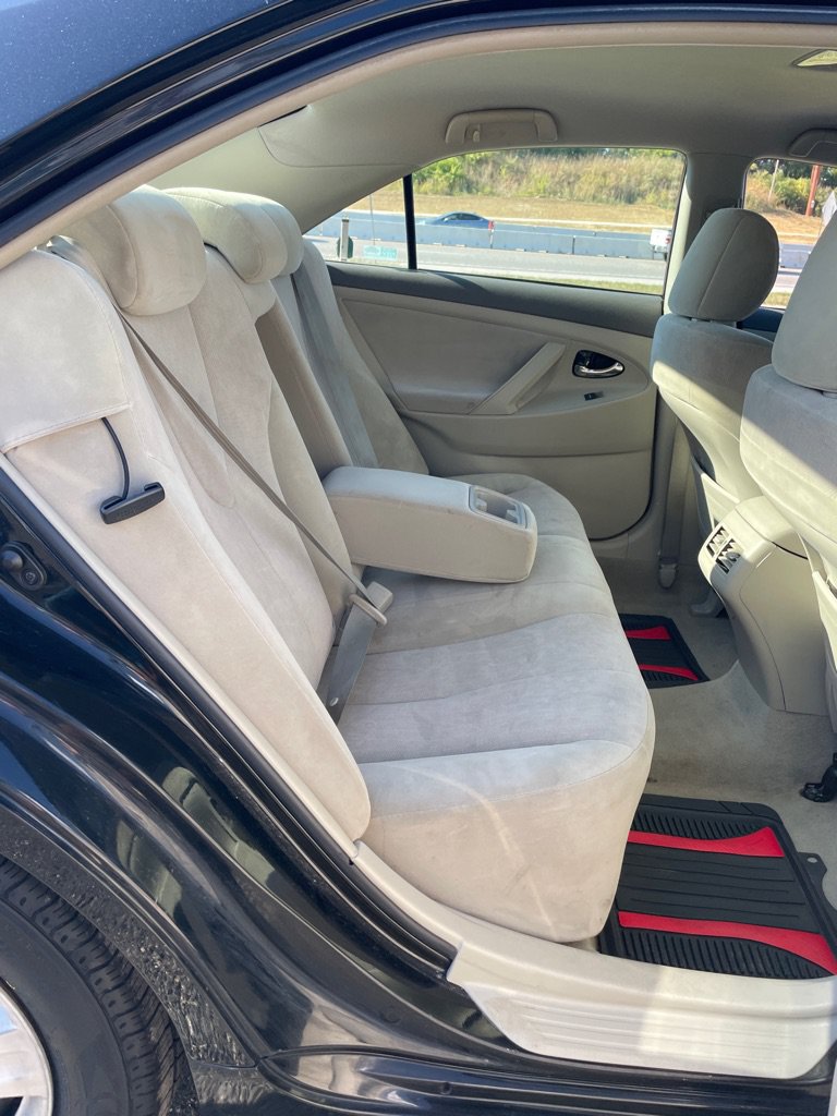 Used 2010 Toyota Camry Hybrid FWD image 19