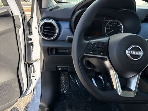 Certified 2025 Nissan Versa SV w/ Trunk Package image 12