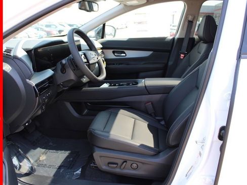 New 2025 Nissan Murano SL image 10