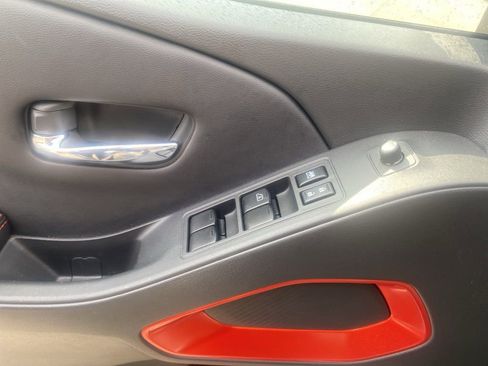 Used 2025 Nissan Frontier Pro-X w/ Pro Premium Package image 13