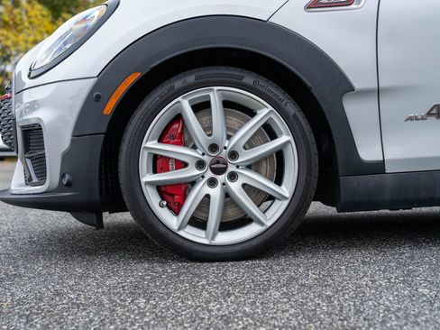 Used 2022 MINI Cooper Clubman John Cooper Works image 9