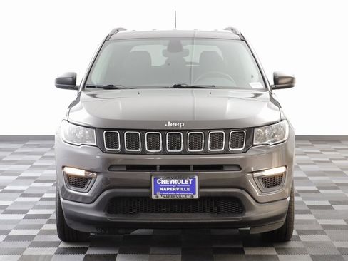 Used 2018 Jeep Compass Sport image 23