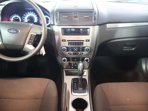 Used 2011 Ford Fusion SE FWD image 27