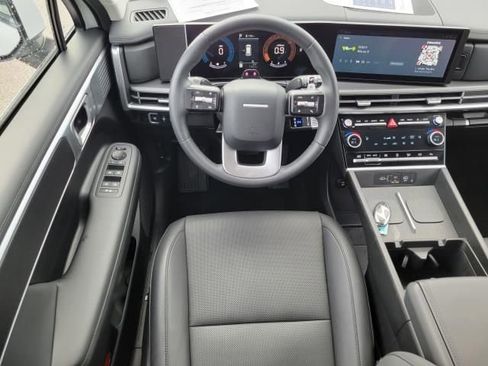 Used 2025 Hyundai Santa Fe SEL AWD/4WD image 15