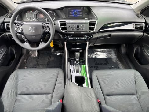 Used 2016 Honda Accord LX image 19