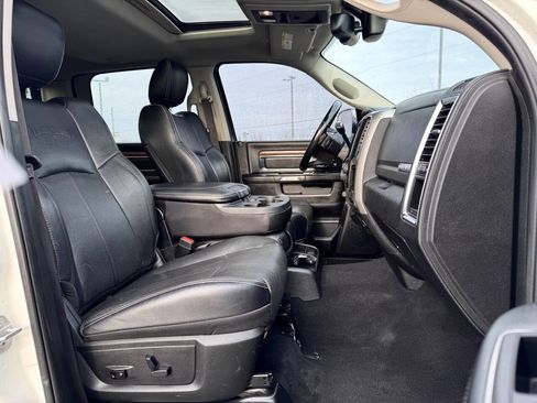 Used 2018 RAM 3500 Laramie image 11