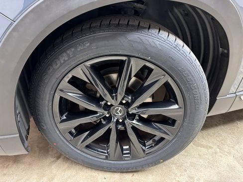 Used 2021 MAZDA CX-9 Carbon Edition image 29