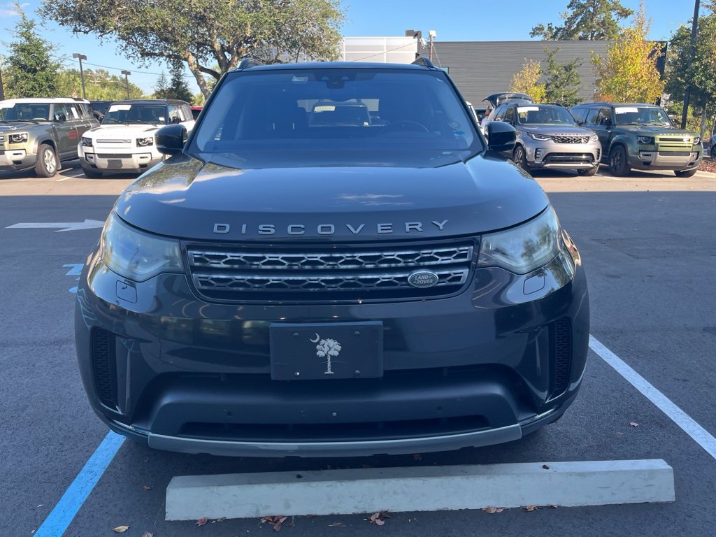 Used 2017 Land Rover Discovery HSE AWD/4WD image 3