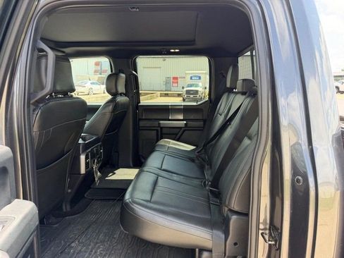 Used 2018 Ford F150 XLT w/ Equipment Group 302A Luxury AWD/4WD image 9