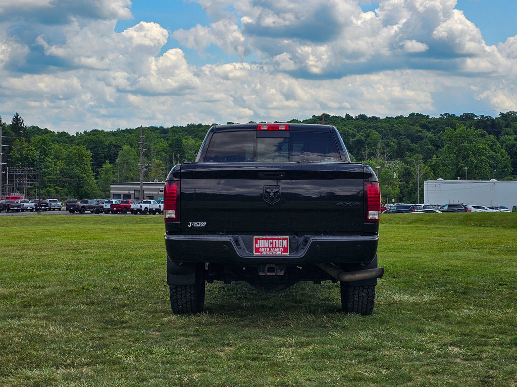 Used 2018 RAM 2500 Laramie w/ Sport Appearance Group AWD/4WD image 4
