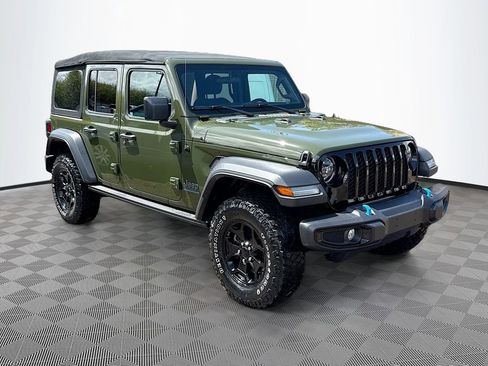 Used 2023 Jeep Wrangler Unlimited w/ Cold Weather Group image 4