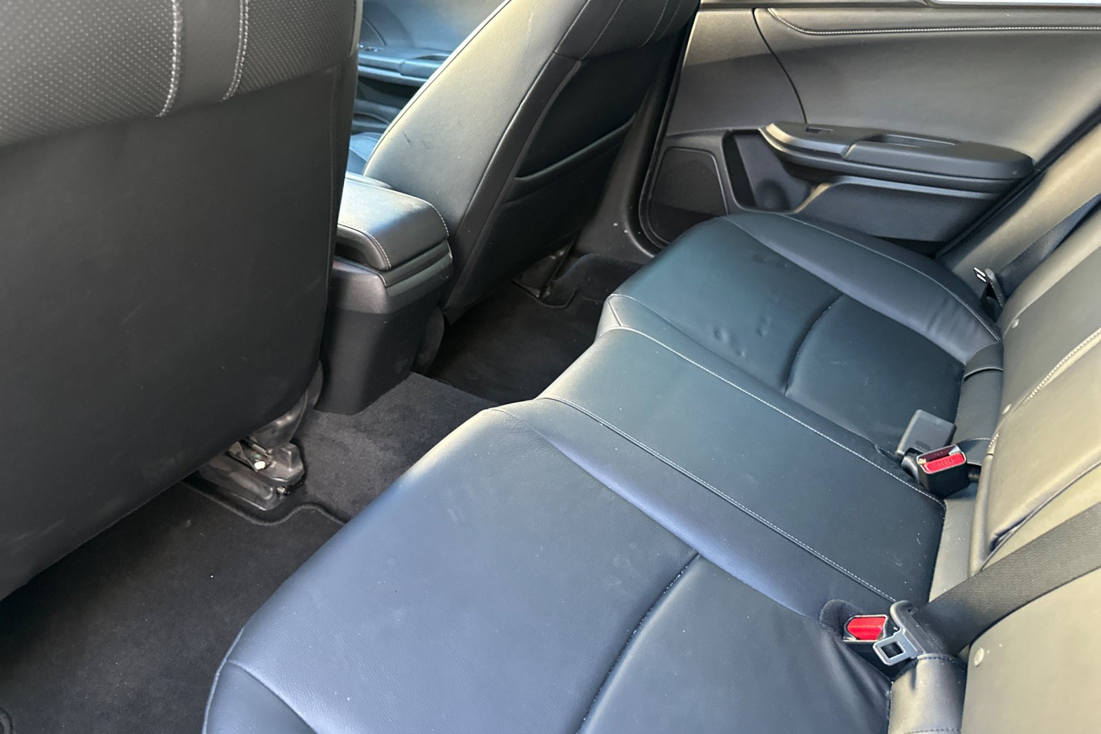 Used 2017 Honda Civic EX-L image 12