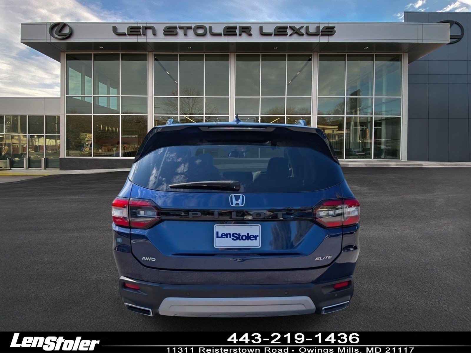 Used 2023 Honda Pilot Elite image 4