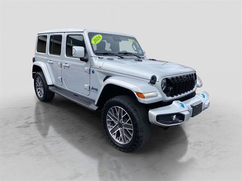 Used 2024 Jeep Wrangler High Altitude image 9