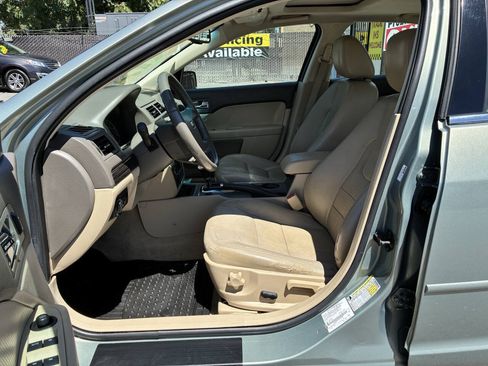 Used 2009 Ford Fusion SEL FWD image 3