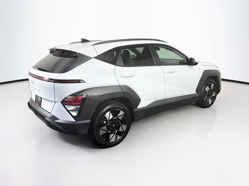 Used 2025 Hyundai Kona SEL FWD image 9