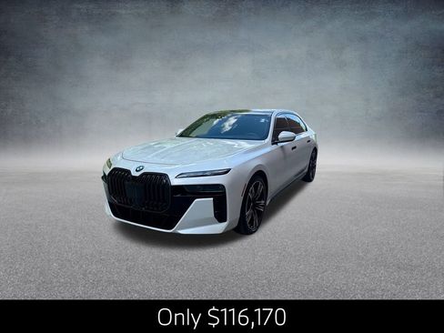 Used 2025 BMW 760i xDrive 760i xDrive w/ Executive Package image 4