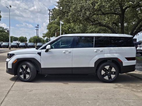 New 2026 Hyundai Santa Fe SE image 2