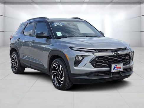Certified 2024 Chevrolet TrailBlazer RS FWD image 1