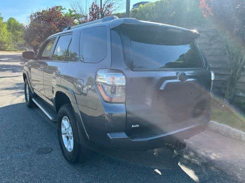 Used 2023 Toyota 4Runner SR5 Premium w/ Moonroof Package AWD/4WD image 6