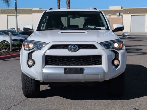 Used 2019 Toyota 4Runner TRD Off-Road Premium image 3