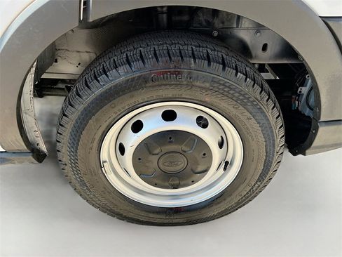 Used 2025 Ford Transit 250 148 Medium Roof w/ Load Area Protection Package image 30