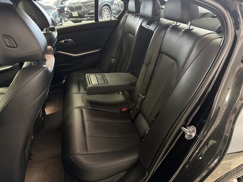 Used 2019 BMW 330i Sedan w/ Convenience Package RWD image 26