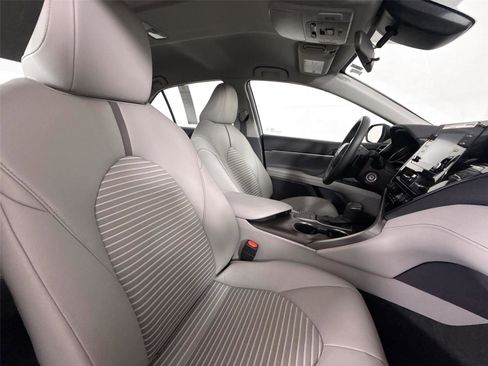 Certified 2024 Toyota Camry SE FWD image 38