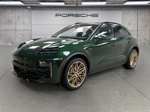 Certified 2026 Porsche Macan Turbo Electric AWD/4WD image 1