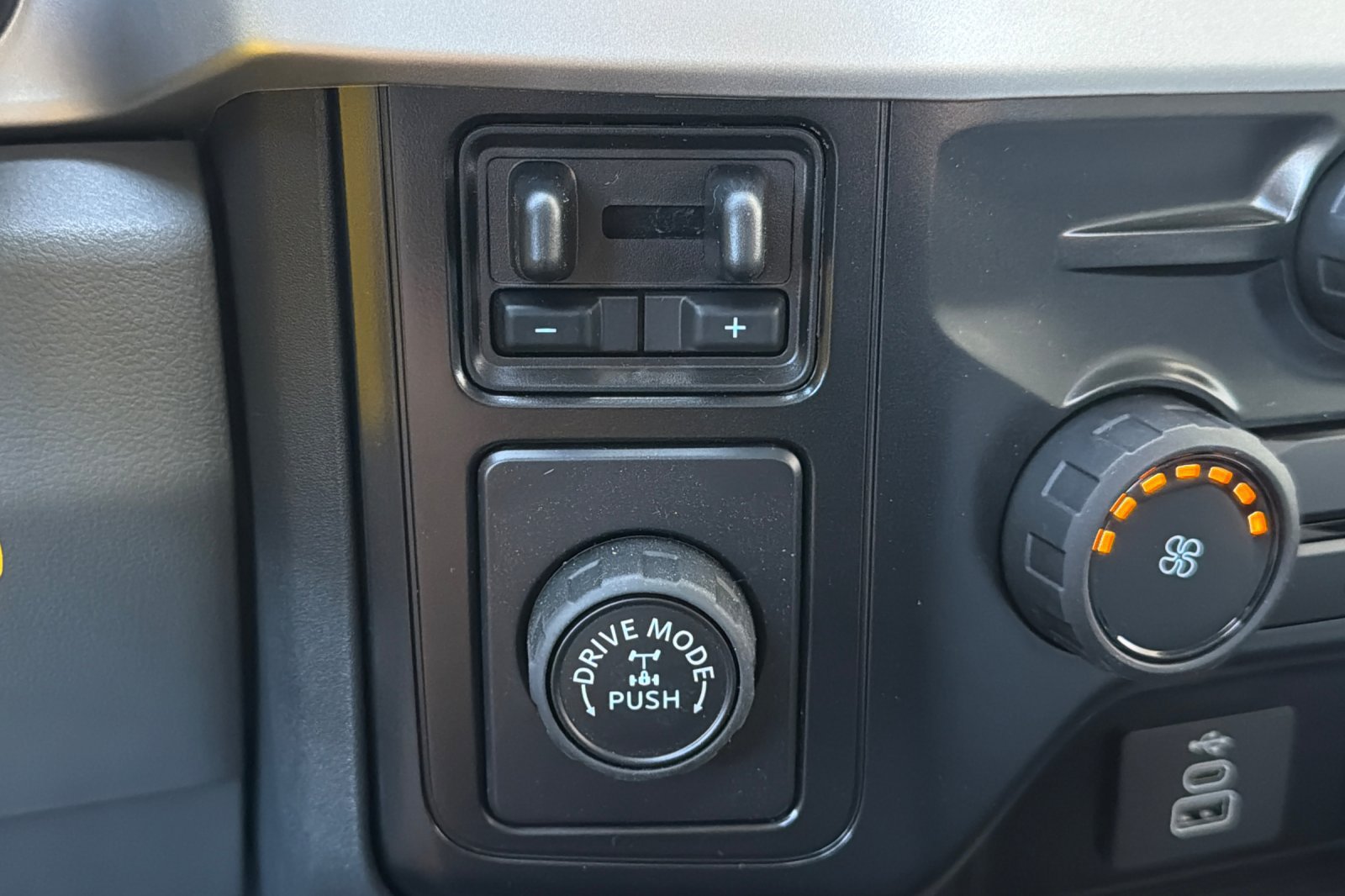 New 2026 Ford F350 XL RWD image 23