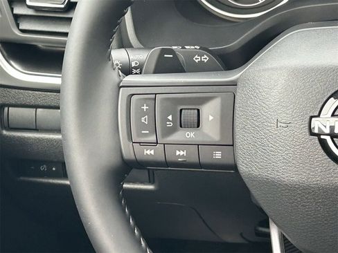 New 2026 Nissan Rogue SV FWD image 28