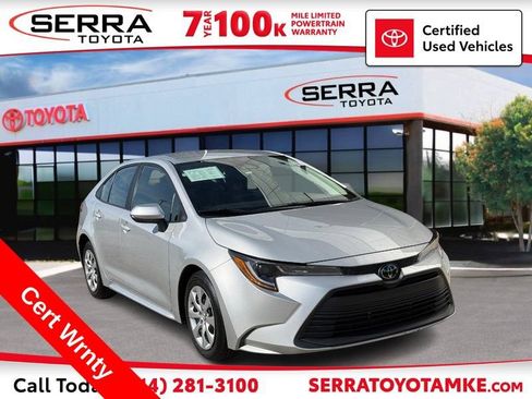 Used 2025 Toyota Corolla LE FWD image 1