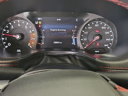 Used 2025 Jeep Compass Trailhawk AWD/4WD image 18