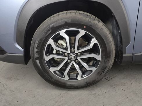 Used 2023 Toyota Corolla Cross AWD Hybrid image 9