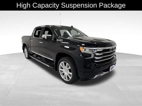 Certified 2024 Chevrolet Silverado 1500 High Country w/ High Country Premium Package AWD/4WD image 8