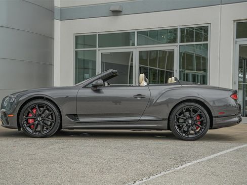 Certified 2024 Bentley Continental GT V8 image 13