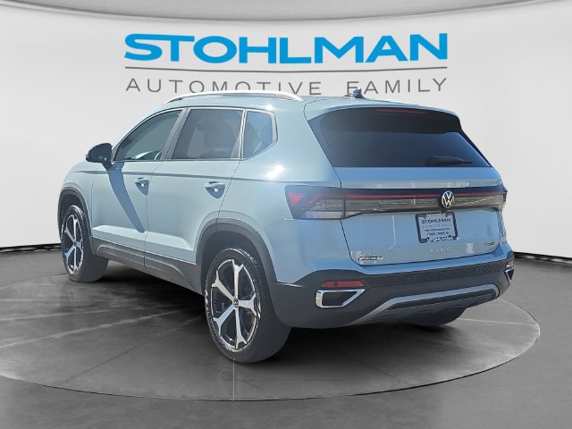 Certified 2026 Volkswagen Taos SEL AWD/4WD image 7