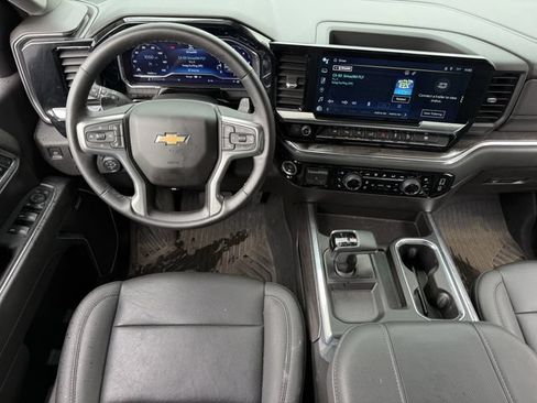 Used 2023 Chevrolet Silverado 1500 LTZ w/ Technology Package AWD/4WD image 13