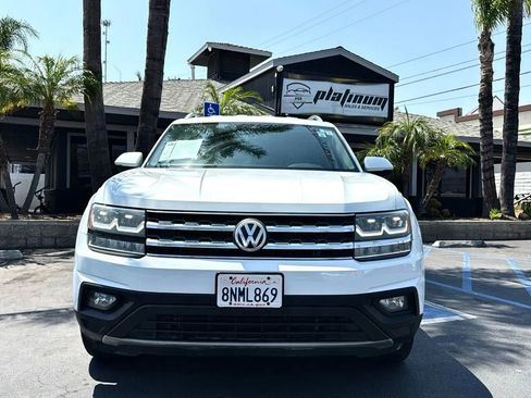 Used 2018 Volkswagen Atlas SE image 2