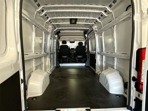 New 2026 RAM ProMaster 2500 w/ Convenience Group FWD image 16