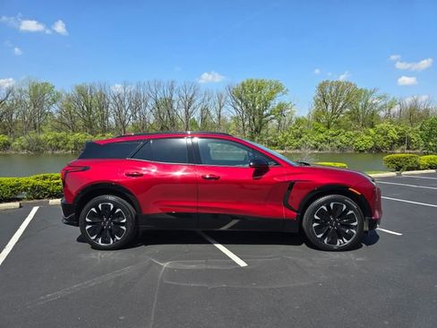 Used 2024 Chevrolet Blazer EV RS AWD/4WD image 5