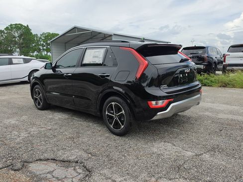 New 2026 Kia Niro FWD image 6