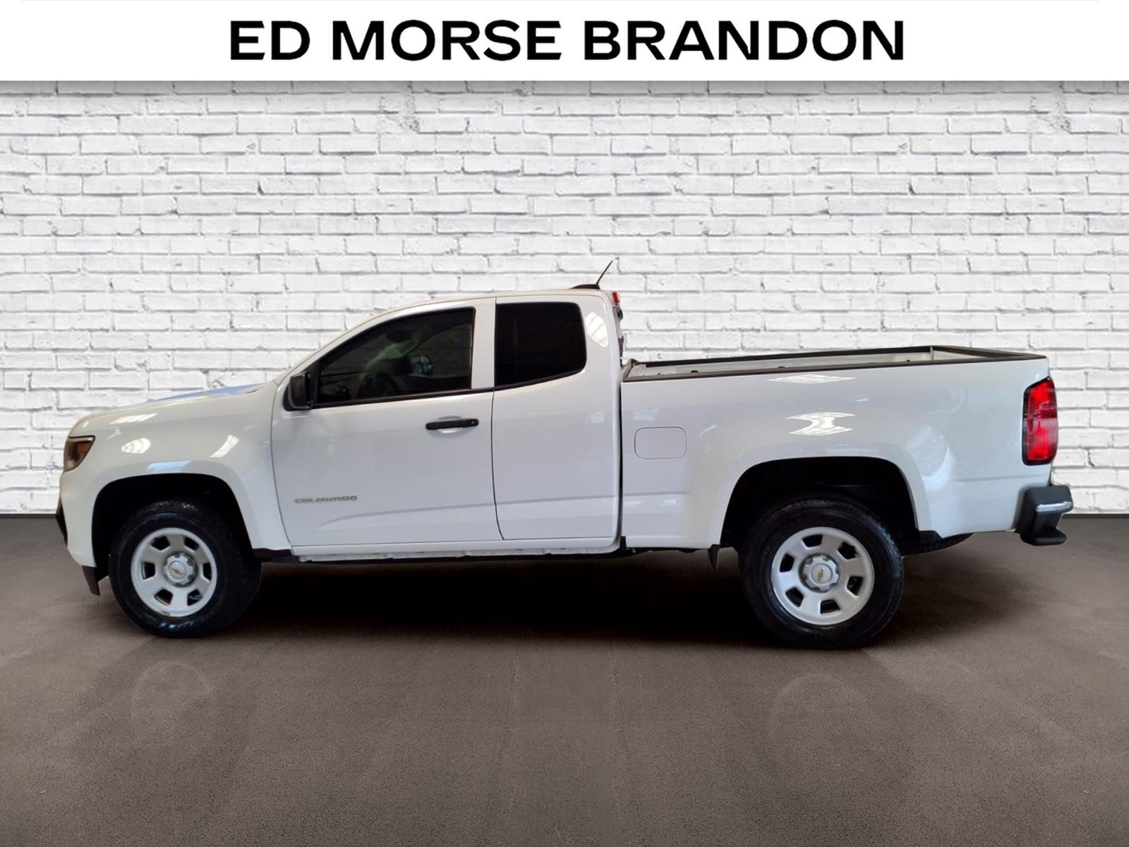 Used 2022 Chevrolet Colorado W/T w/ WT Convenience Package RWD image 2