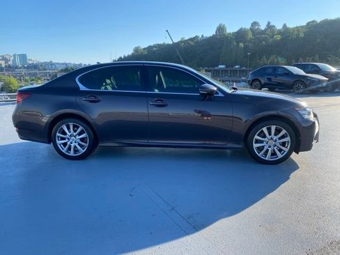 Used 2013 Lexus GS 350 AWD w/ Premium Pkg image 2